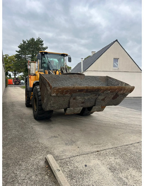 Volvo L180H - Bulldozer: foto 1 Volvo L180H - Bulldozer: foto 1