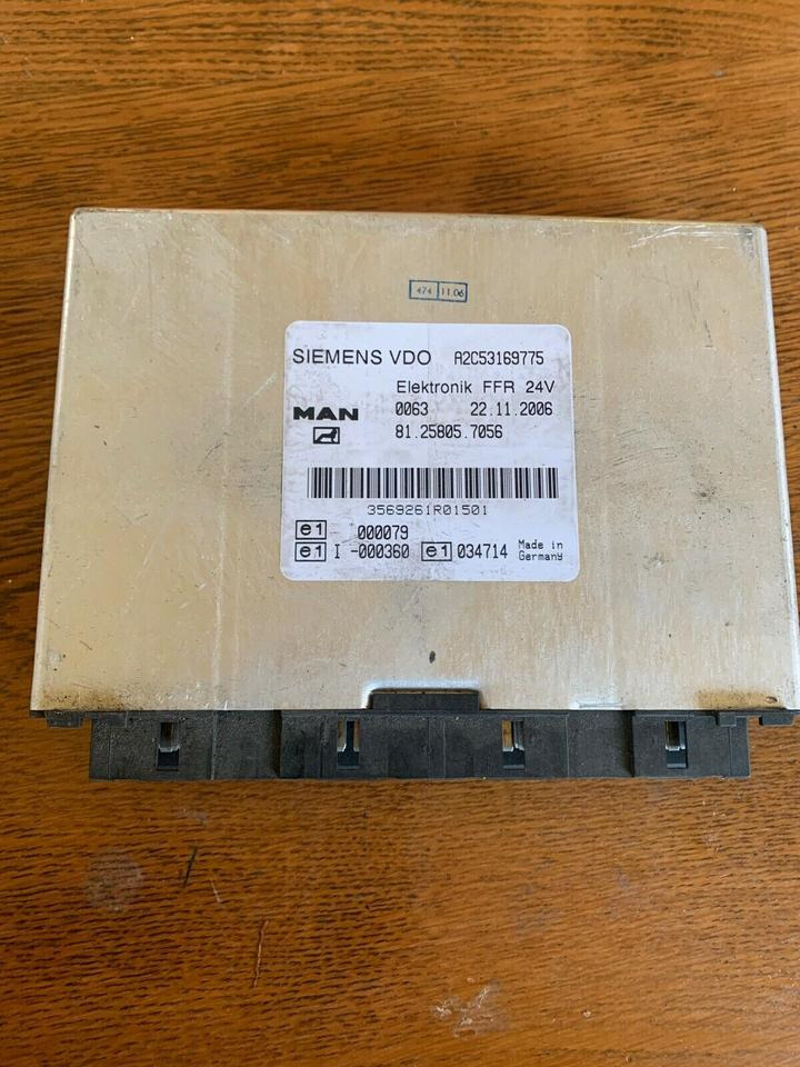 ELEKTRONIK FFR SIEMENS VDO Steuergerät MAN Nr. 81.25805.7056 - Unidad de control para Camión: foto 1 ELEKTRONIK FFR SIEMENS VDO Steuergerät MAN Nr. 81.25805.7056 - Unidad de control para Camión: foto 1