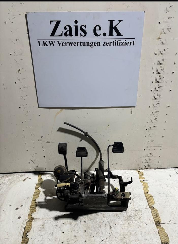 Haldex Betriebsbremsventil 320063123 - Válvula de freno para Camión: foto 1 Haldex Betriebsbremsventil 320063123 - Válvula de freno para Camión: foto 1