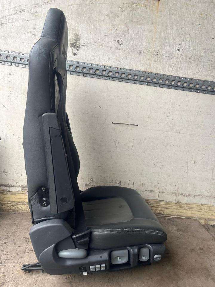 IVECO Stralis 450 Beifahrersitz - Asiento para Camión: foto 2 IVECO Stralis 450 Beifahrersitz - Asiento para Camión: foto 2