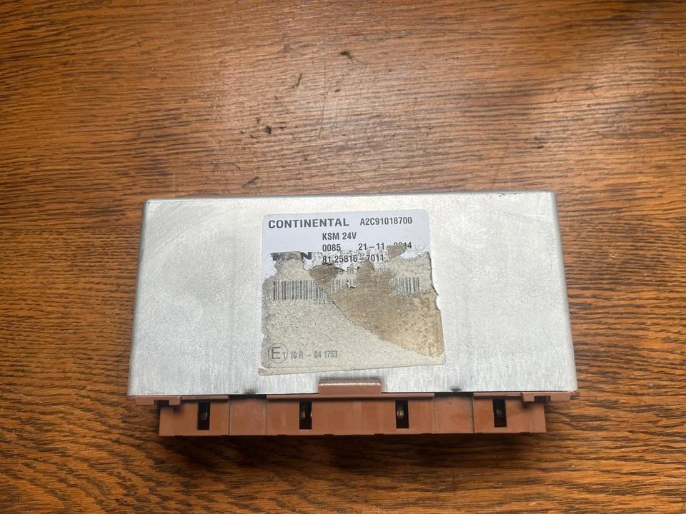 MAN Continental KSM Steuergerät 81.25816-7011 - Unidad de control para Camión: foto 1 MAN Continental KSM Steuergerät 81.25816-7011 - Unidad de control para Camión: foto 1