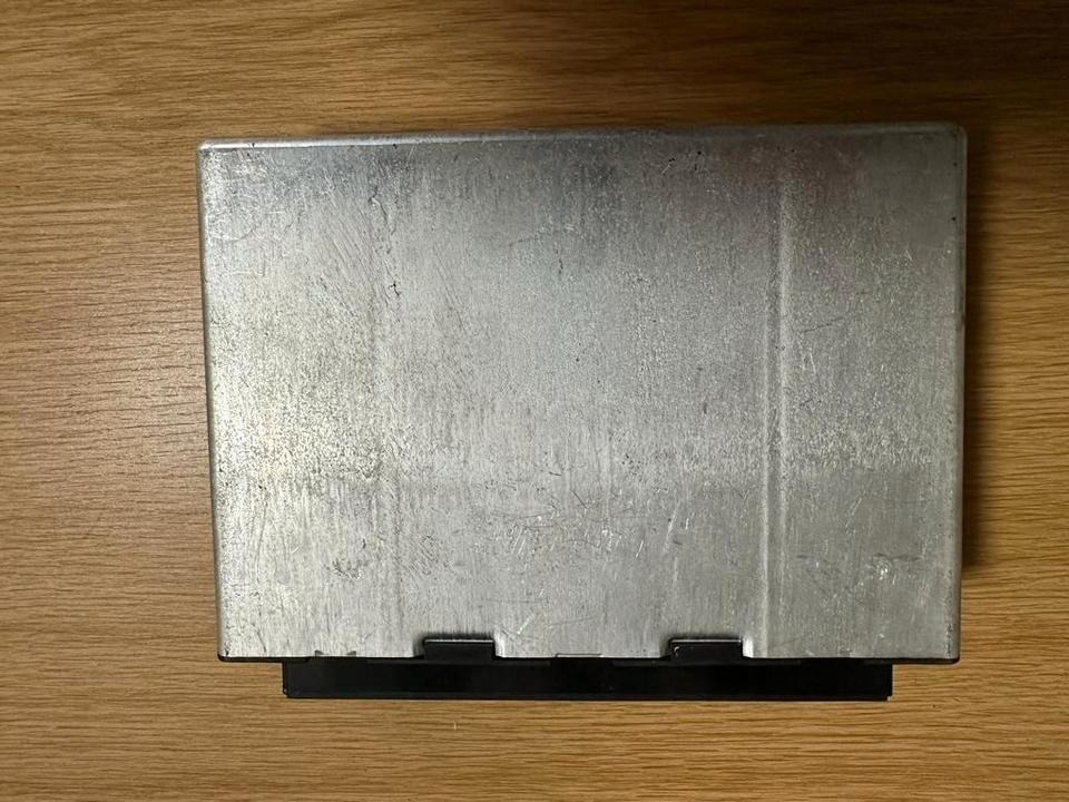 MAN SIEMENS VDO ELEKTRONIK FFR Steuergerät 81.25805.7056 - Unidad de control para Camión: foto 4 MAN SIEMENS VDO ELEKTRONIK FFR Steuergerät 81.25805.7056 - Unidad de control para Camión: foto 4