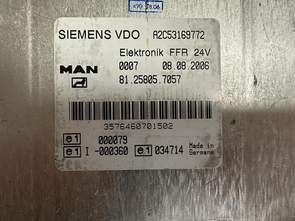 MAN SIEMENS VDO ELEKTRONIK FFR Steuergerät 81.25805.7057 - Unidad de control para Camión: foto 2 MAN SIEMENS VDO ELEKTRONIK FFR Steuergerät 81.25805.7057 - Unidad de control para Camión: foto 2