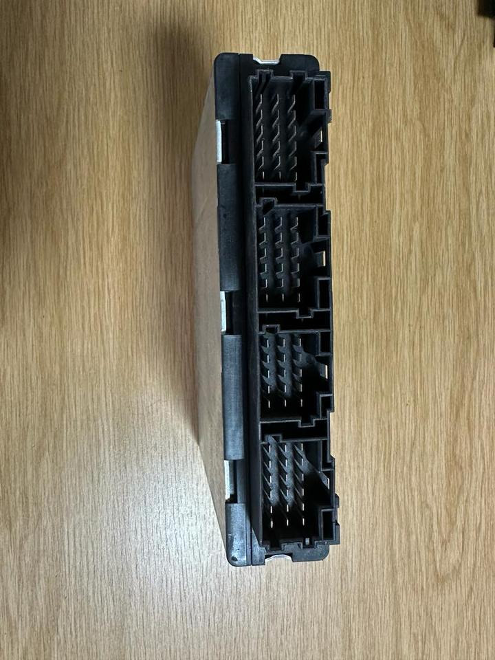 MAN SIEMENS VDO ELEKTRONIK FFR Steuergerät 81.25805.7057 - Unidad de control para Camión: foto 3 MAN SIEMENS VDO ELEKTRONIK FFR Steuergerät 81.25805.7057 - Unidad de control para Camión: foto 3