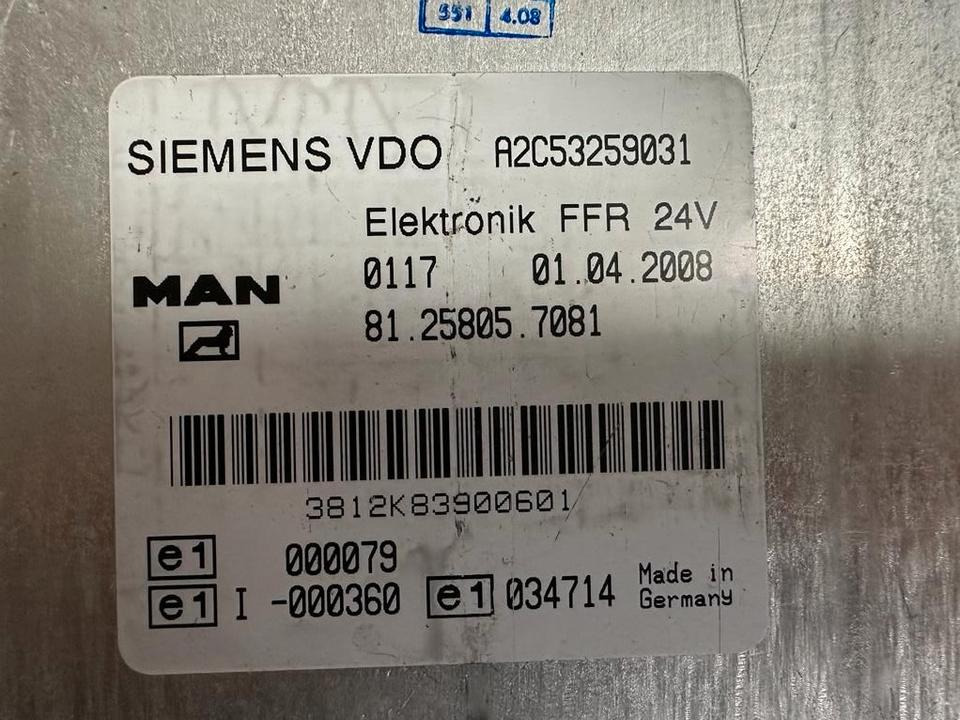 MAN SIEMENS VDO ELEKTRONIK FFR Steuergerät 81.25805.7081 - Unidad de control para Camión: foto 2 MAN SIEMENS VDO ELEKTRONIK FFR Steuergerät 81.25805.7081 - Unidad de control para Camión: foto 2
