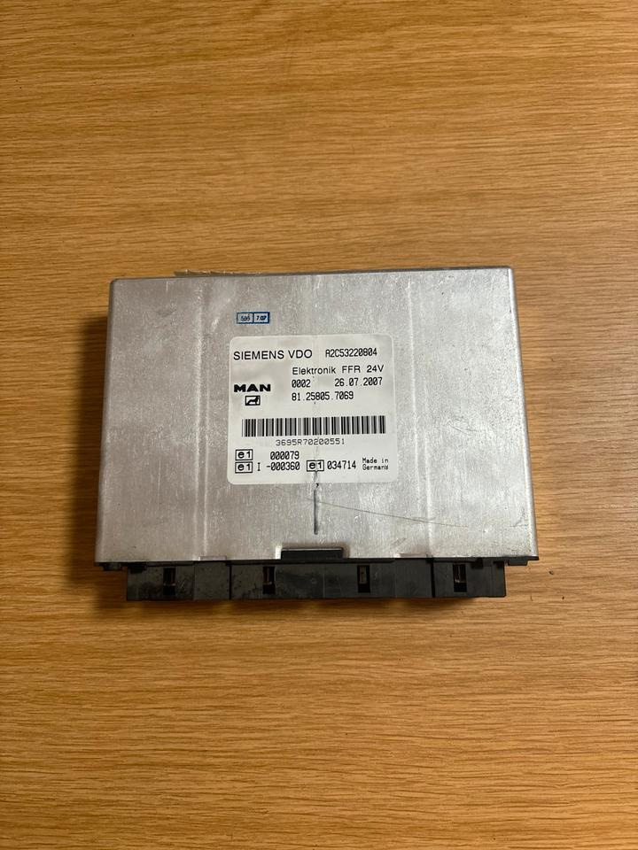 MAN SIEMENS VDO Elektronik FFR Steuergerät 81.25805-7069 - Unidad de control para Camión: foto 1 MAN SIEMENS VDO Elektronik FFR Steuergerät 81.25805-7069 - Unidad de control para Camión: foto 1