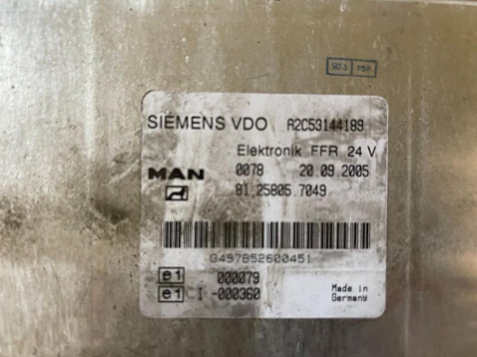 MAN SIEMENS VDO Elektronik FFR Steuergerät Nr 81.25805.7049 - Unidad de control para Camión: foto 2 MAN SIEMENS VDO Elektronik FFR Steuergerät Nr 81.25805.7049 - Unidad de control para Camión: foto 2