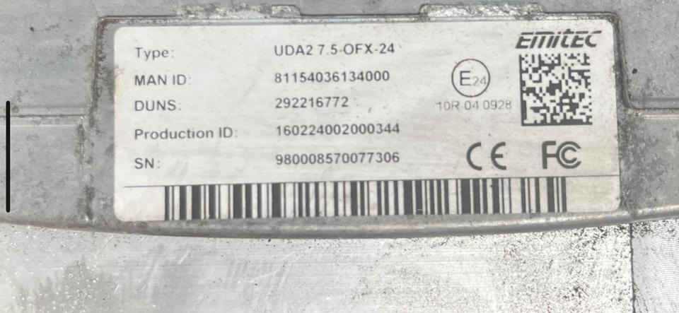 MAN TGL TGM TGX EU6 AdBlue Pumpe 81154036134000 - Depósito de AdBlue para Camión: foto 2 MAN TGL TGM TGX EU6 AdBlue Pumpe 81154036134000 - Depósito de AdBlue para Camión: foto 2