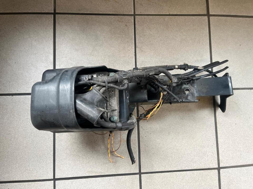 MAN TGL TGM TGX EU6 AdBlue Pumpe 81154036134000 - Depósito de AdBlue para Camión: foto 1 MAN TGL TGM TGX EU6 AdBlue Pumpe 81154036134000 - Depósito de AdBlue para Camión: foto 1