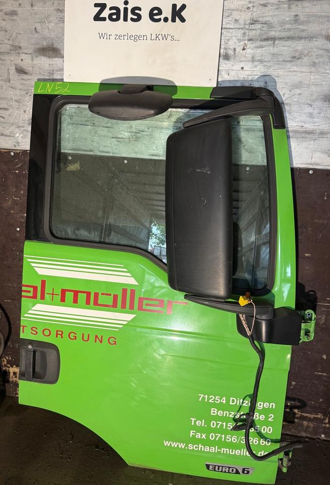 MAN TGS EU6 Beifahrertür Grün Spiegel Innenverkleidung LN 52 - Puerta y piezas para Camión: foto 1 MAN TGS EU6 Beifahrertür Grün Spiegel Innenverkleidung LN 52 - Puerta y piezas para Camión: foto 1