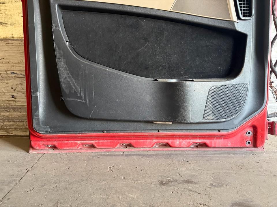MAN TGX Fahrertür Rot Spiegel Innenverkleidung LN 63 - Puerta y piezas para Camión: foto 4 MAN TGX Fahrertür Rot Spiegel Innenverkleidung LN 63 - Puerta y piezas para Camión: foto 4