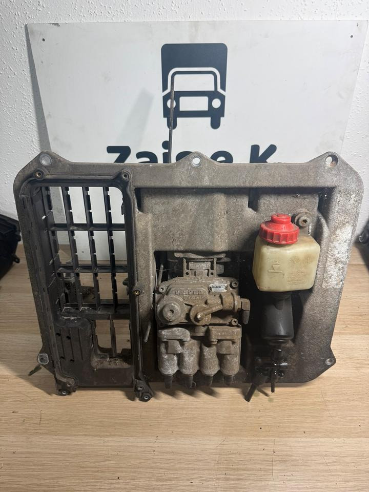 MAN WABCO Fußbremsventil 4800200070 81.52130-6295 - Piezas de freno para Camión: foto 1 MAN WABCO Fußbremsventil 4800200070 81.52130-6295 - Piezas de freno para Camión: foto 1