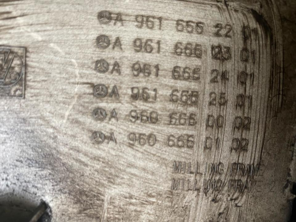 Mercedes ACTROS MP4 Einstieg Links A9616662201 - Peldaño para Camión: foto 3 Mercedes ACTROS MP4 Einstieg Links A9616662201 - Peldaño para Camión: foto 3