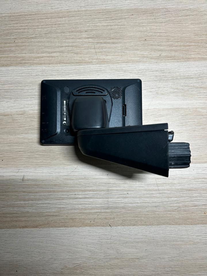 Mercedes Actros MP4 FleetBoard Monitor Display A0008272157 - Tacógrafo para Camión: foto 3 Mercedes Actros MP4 FleetBoard Monitor Display A0008272157 - Tacógrafo para Camión: foto 3