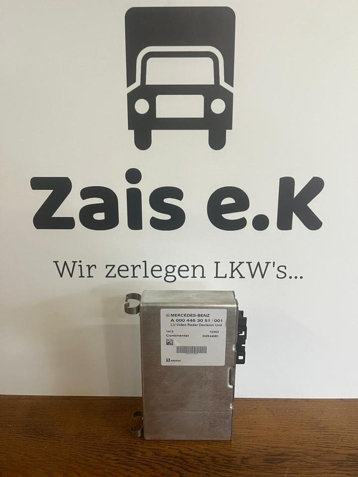 Mercedes Actros MP4 LU Video Radar Decision Unit A0004463051 - Sistema de navegación para Camión: foto 1 Mercedes Actros MP4 LU Video Radar Decision Unit A0004463051 - Sistema de navegación para Camión: foto 1