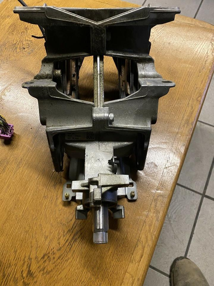 Mercedes Actros MP4 Lenksäule Lenkung - Columna de dirección para Camión: foto 3 Mercedes Actros MP4 Lenksäule Lenkung - Columna de dirección para Camión: foto 3