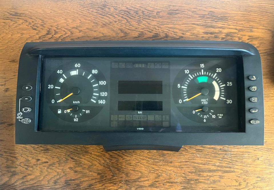 Mercedes Atego 1 Kombiinstrument / Tacho A0014462721 - Salpicadero: foto 2 Mercedes Atego 1 Kombiinstrument / Tacho A0014462721 - Salpicadero: foto 2