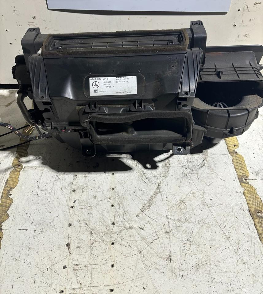 Mercedes Atego 2 Heizungskasten/Klimakasten A9408300061 - Ventilador para Camión: foto 2 Mercedes Atego 2 Heizungskasten/Klimakasten A9408300061 - Ventilador para Camión: foto 2