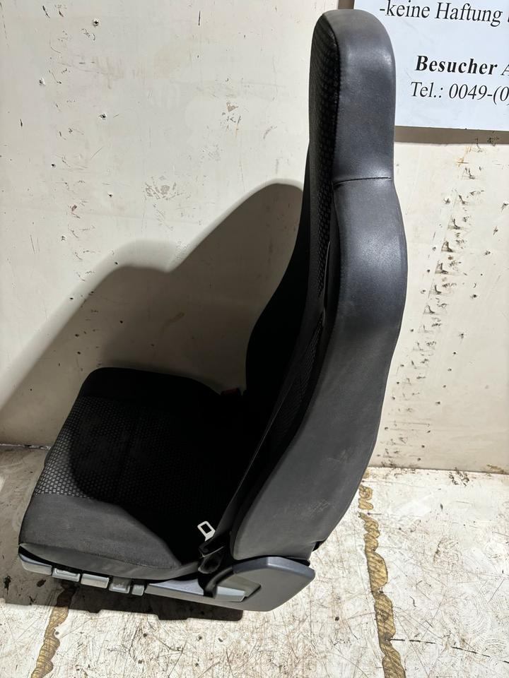 Mercedes Atego 3 Fahrersitz mit Luft - Asiento para Camión: foto 5 Mercedes Atego 3 Fahrersitz mit Luft - Asiento para Camión: foto 5