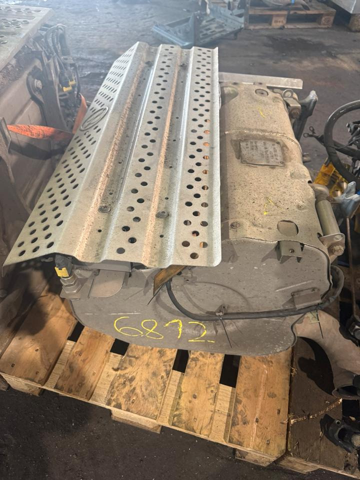 Mercedes Atego 4 EU6 Auspuff Katalysator A0054906812 - Convertidor catalítico para Camión: foto 5 Mercedes Atego 4 EU6 Auspuff Katalysator A0054906812 - Convertidor catalítico para Camión: foto 5