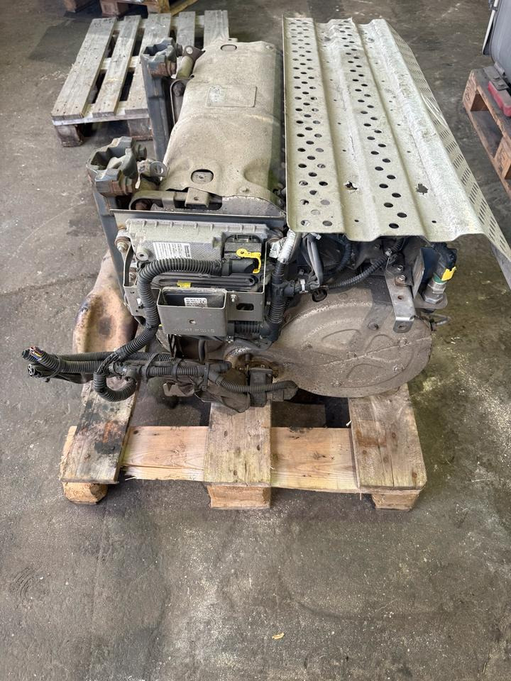 Mercedes Atego 4 EU6 Auspuff Katalysator A0054906912 - Convertidor catalítico para Camión: foto 3 Mercedes Atego 4 EU6 Auspuff Katalysator A0054906912 - Convertidor catalítico para Camión: foto 3