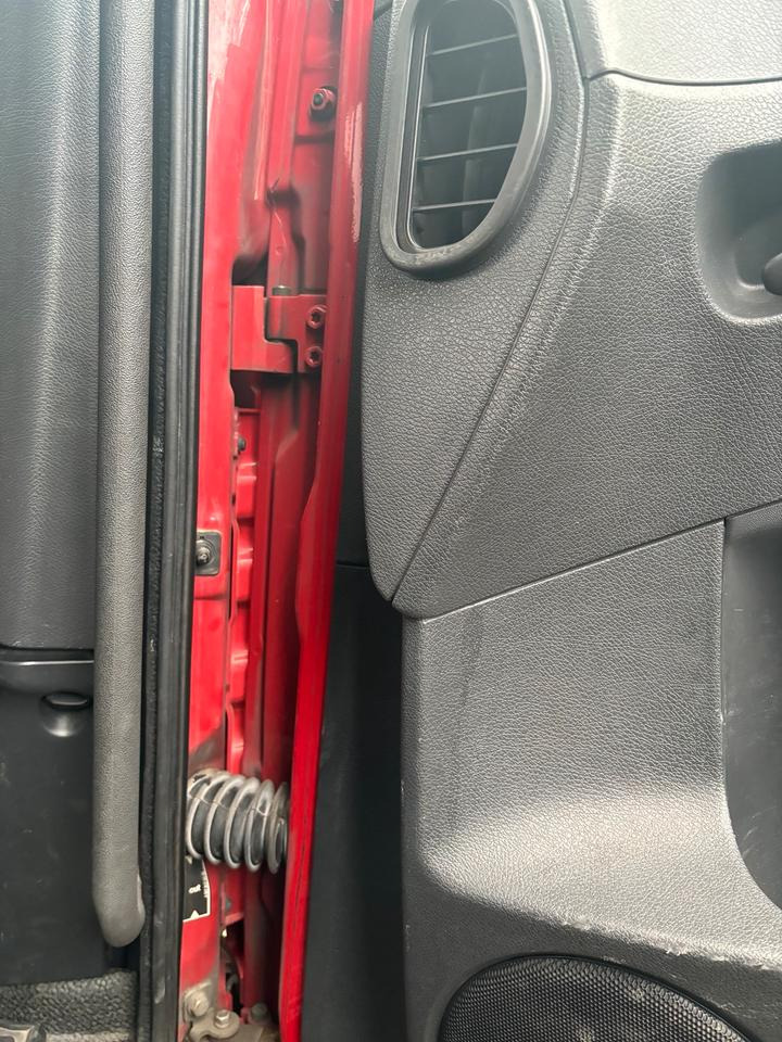 Mercedes Atego 4 EU6 Beifahrertür, Rot, Innenverkleidung, Spiegel - Puerta y piezas para Camión: foto 4 Mercedes Atego 4 EU6 Beifahrertür, Rot, Innenverkleidung, Spiegel - Puerta y piezas para Camión: foto 4
