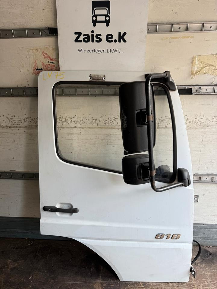 Mercedes Atego Beifahrertür Weiß Spiegel Innenverkleidung LN 75 - Puerta y piezas para Camión: foto 1 Mercedes Atego Beifahrertür Weiß Spiegel Innenverkleidung LN 75 - Puerta y piezas para Camión: foto 1