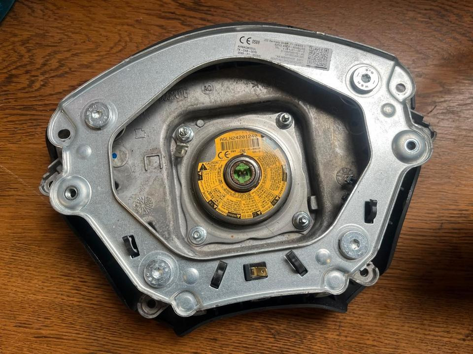 Mercedes-Benz Vito Lenkrad A6394640001 - Volante para Camión: foto 4 Mercedes-Benz Vito Lenkrad A6394640001 - Volante para Camión: foto 4