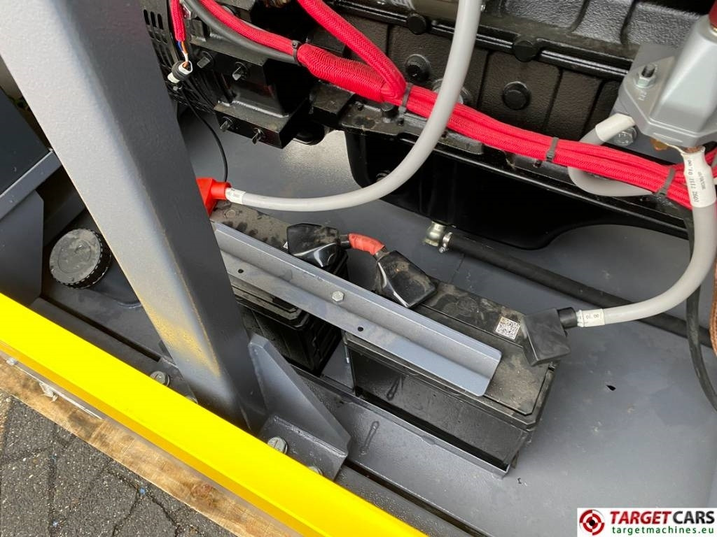 Arrendamiento de Atlas Copco QES80 Diesel 90KVA Generator 400/230V Unusde  Atlas Copco QES80 Diesel 90KVA Generator 400/230V Unusde: foto 21