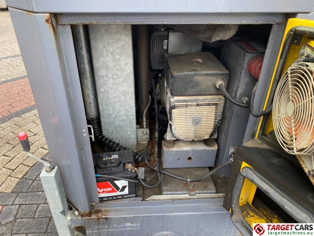 Torre de iluminación Atlas Copco QLB60 Tower Light 4x350W Led: foto 17 Torre de iluminación Atlas Copco QLB60 Tower Light 4x350W Led: foto 17