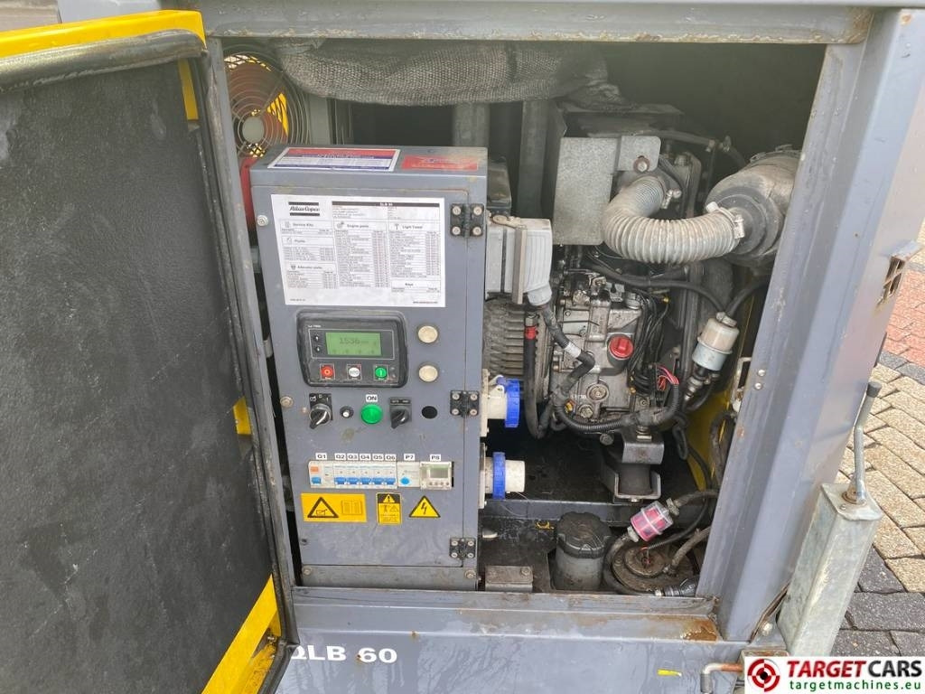 Torre de iluminación Atlas Copco QLB60 Tower Light 4x350W Led: foto 8 Torre de iluminación Atlas Copco QLB60 Tower Light 4x350W Led: foto 8