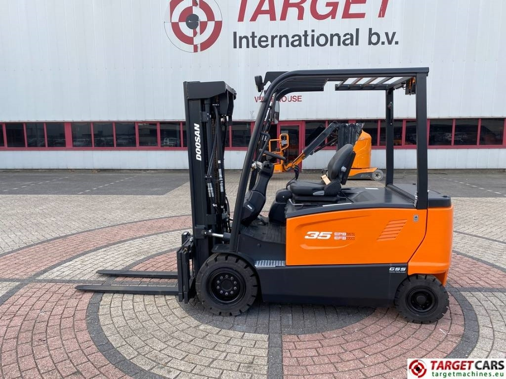Doosan B35X-7 Electric Forklift 3.5T Triplex-438cm Unused  - Carretilla elevadora eléctrica: foto 5 Doosan B35X-7 Electric Forklift 3.5T Triplex-438cm Unused  - Carretilla elevadora eléctrica: foto 5