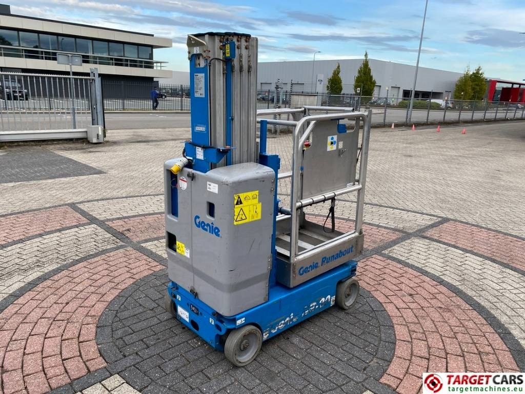 Genie GR-20 RunAbout El Vertical Mast Work Lift 802cm - Plataforma de mástil vertical: foto 3 Genie GR-20 RunAbout El Vertical Mast Work Lift 802cm - Plataforma de mástil vertical: foto 3