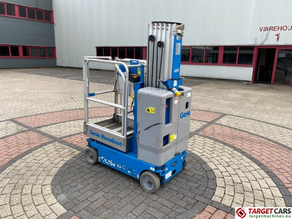 Genie GR-20 RunAbout El Vertical Mast Work Lift 802cm - Plataforma de mástil vertical: foto 4 Genie GR-20 RunAbout El Vertical Mast Work Lift 802cm - Plataforma de mástil vertical: foto 4