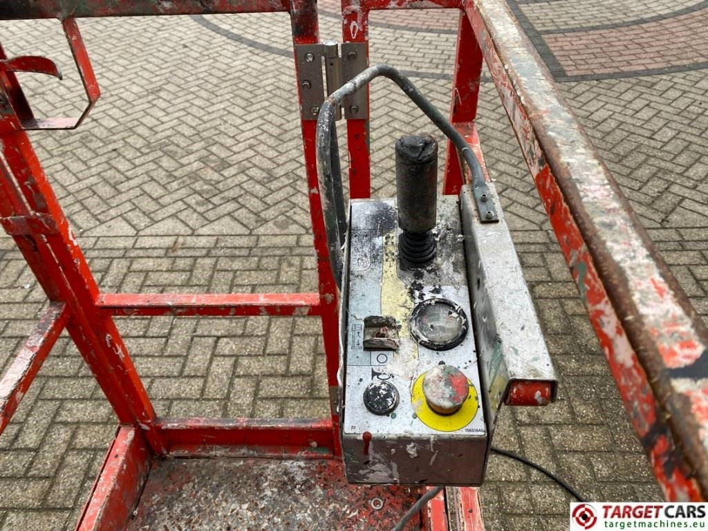 Plataforma de mástil vertical SkyJack SJ16 Electric Vertical Mast Work Lift 675cm: foto 8 Plataforma de mástil vertical SkyJack SJ16 Electric Vertical Mast Work Lift 675cm: foto 8