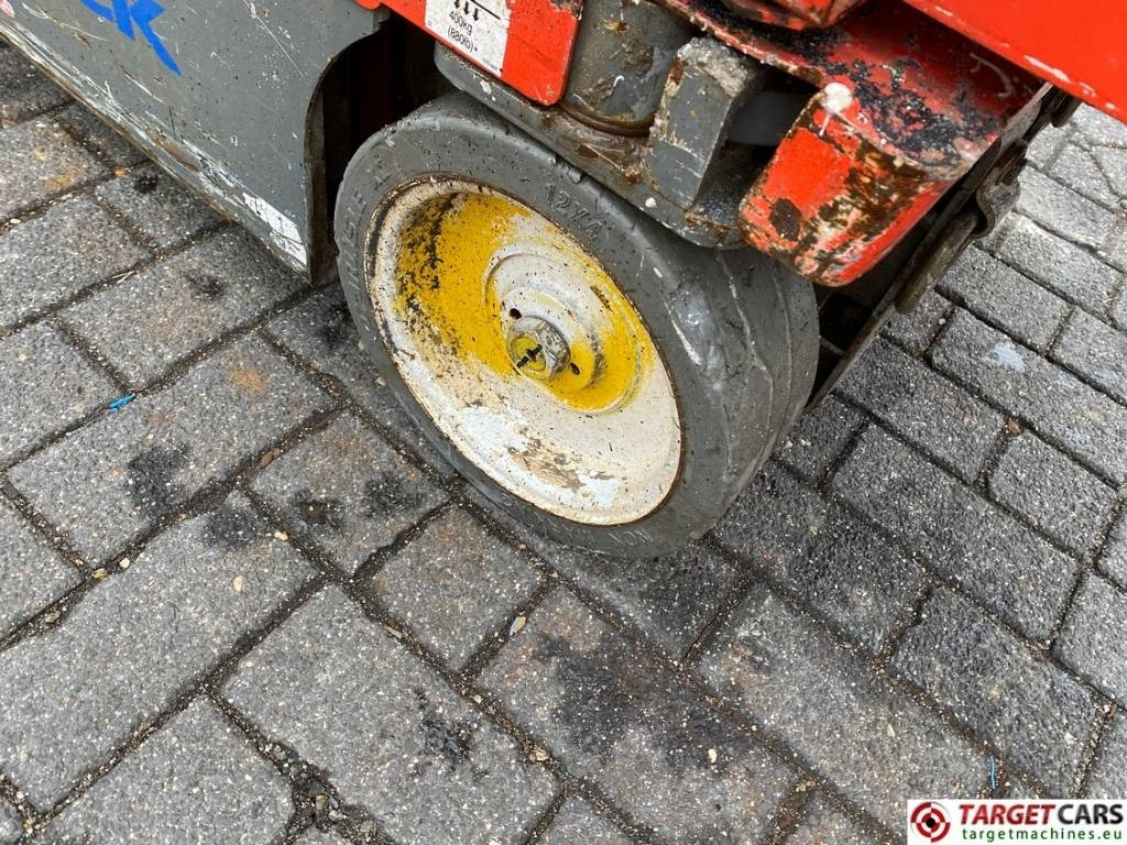 Plataforma de mástil vertical SkyJack SJ16 Electric Vertical Mast Work Lift 675cm: foto 22 Plataforma de mástil vertical SkyJack SJ16 Electric Vertical Mast Work Lift 675cm: foto 22