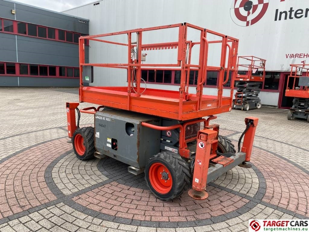 SkyJack SJ6826RT Diesel 4x4 Scissor Work Lift 992cm - Plataforma de tijeras: foto 4 SkyJack SJ6826RT Diesel 4x4 Scissor Work Lift 992cm - Plataforma de tijeras: foto 4