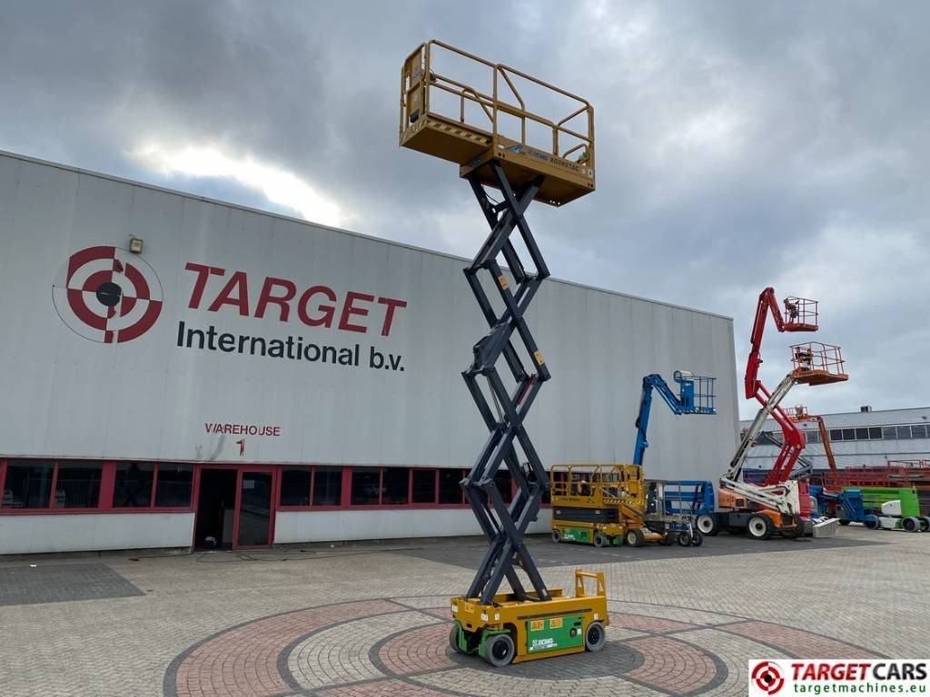 Arrendamiento de XCMG XG0807AC Electric LI-ION Lithium ScissorLift 780cm XCMG XG0807AC Electric LI-ION Lithium ScissorLift 780cm: foto 6 Arrendamiento de XCMG XG0807AC Electric LI-ION Lithium ScissorLift 780cm XCMG XG0807AC Electric LI-ION Lithium ScissorLift 780cm: foto 6