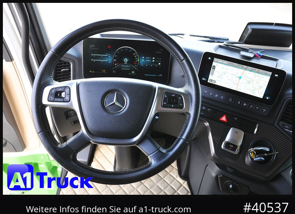 MERCEDES-BENZ 4158 BL 8x4, neues Model, guter Zustand - Cabeza tractora: foto 3 MERCEDES-BENZ 4158 BL 8x4, neues Model, guter Zustand - Cabeza tractora: foto 3