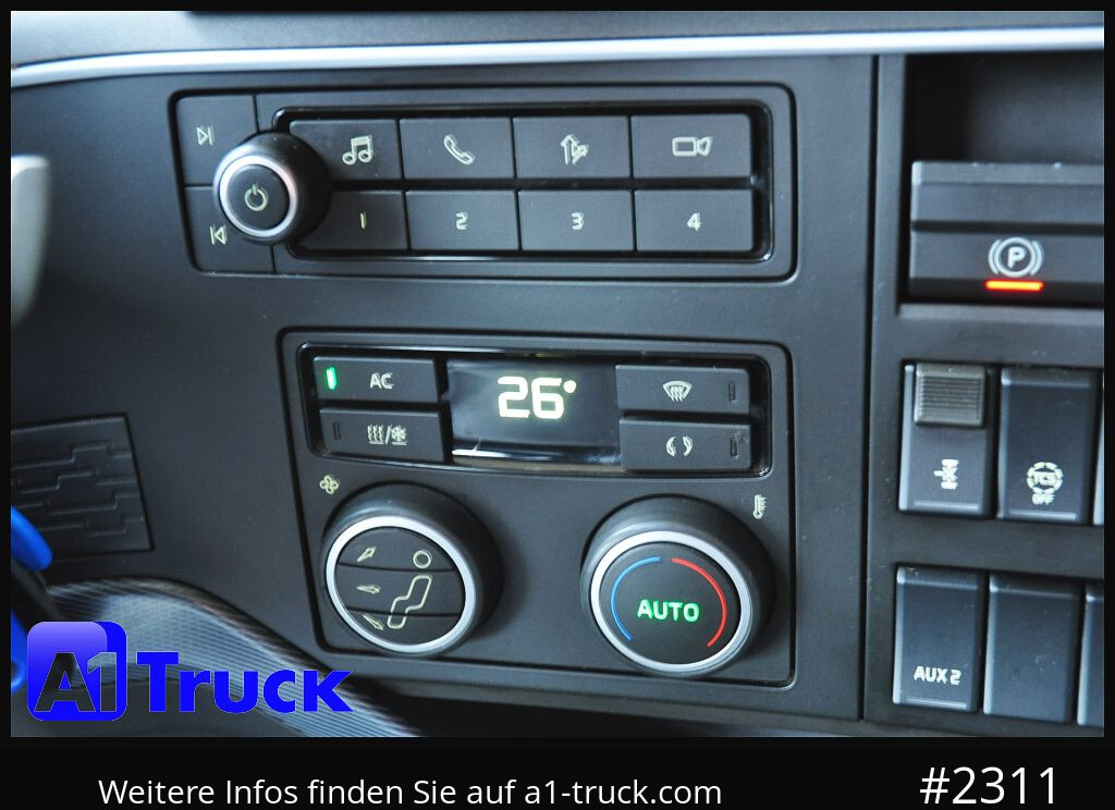 Cabeza tractora VOLVO FH 460 XL  LNG Leder Navi Standlklima: foto 7