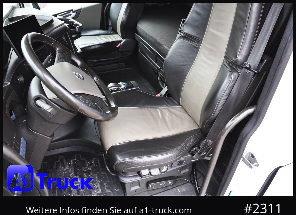 Cabeza tractora VOLVO FH 460 XL  LNG Leder Navi Standlklima: foto 14