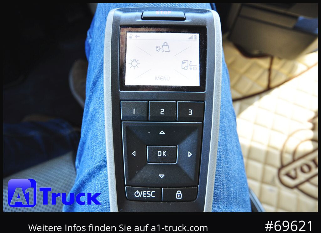 VOLVO FH 500 XL, 2 K-Hydraulik, VOLL Exclusive - Cabeza tractora: foto 4 VOLVO FH 500 XL, 2 K-Hydraulik, VOLL Exclusive - Cabeza tractora: foto 4