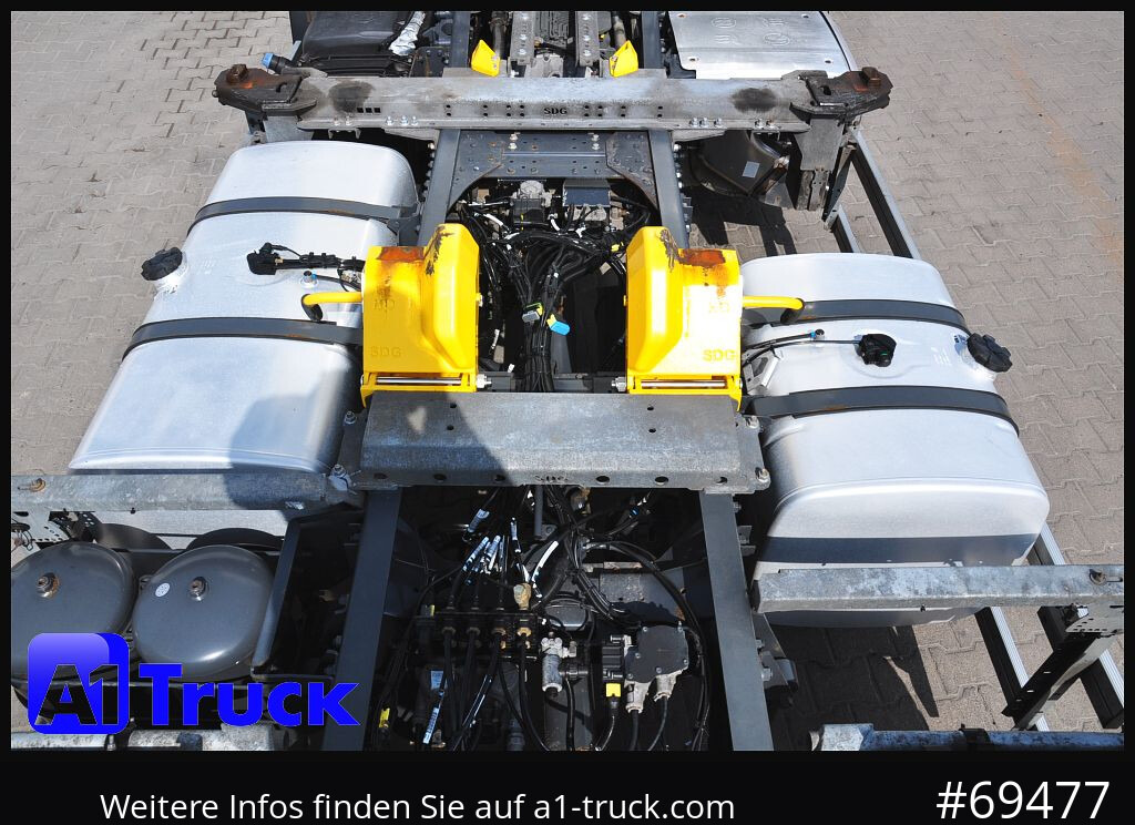DAF XF 480 Intarder, Multiwechsler 2x AHK, TÜV 10-2026 - Camión chasis: foto 3 DAF XF 480 Intarder, Multiwechsler 2x AHK, TÜV 10-2026 - Camión chasis: foto 3