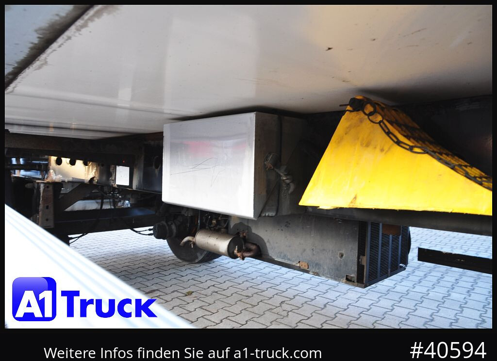 KRONE Koffer ISO, stark isoliert ehemaliger Kühlkoffer, Aluboden - Remolque caja cerrada: foto 2 KRONE Koffer ISO, stark isoliert ehemaliger Kühlkoffer, Aluboden - Remolque caja cerrada: foto 2