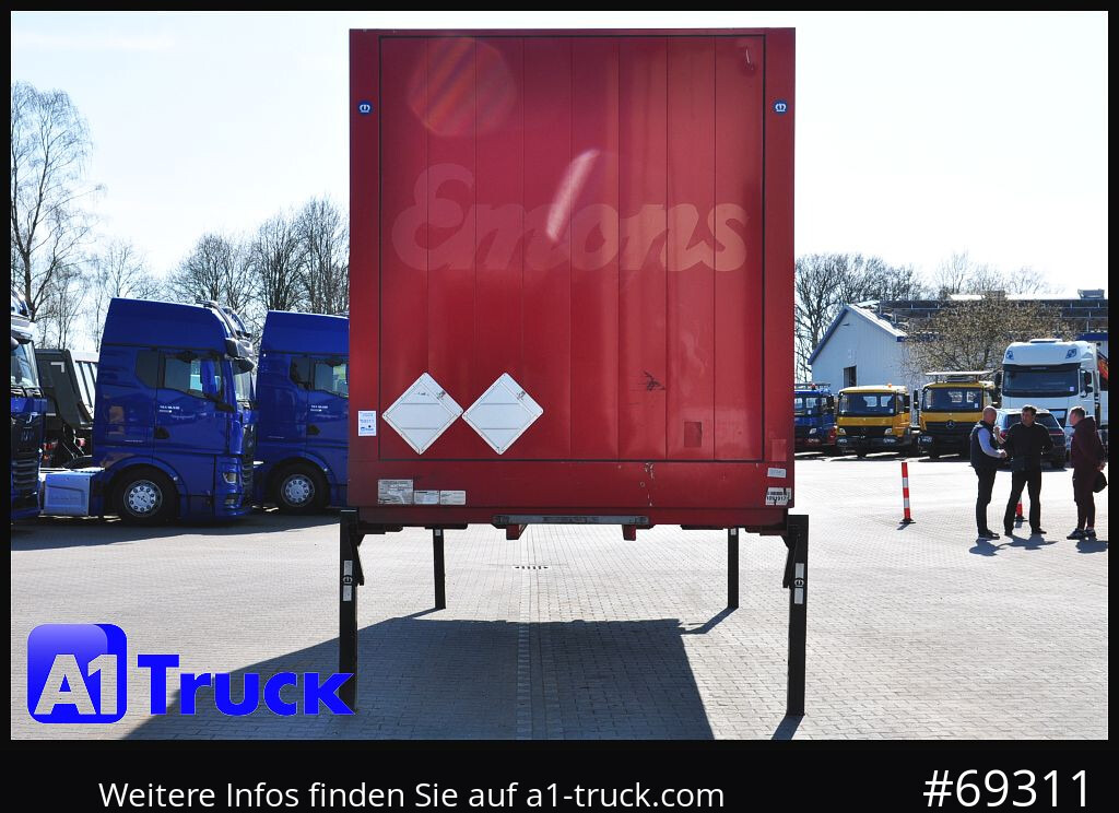 KRONE WB BDF 7,45 Koffer, 2770mm innen, beschädigt - Caja cerrada: foto 2 KRONE WB BDF 7,45 Koffer, 2770mm innen, beschädigt - Caja cerrada: foto 2