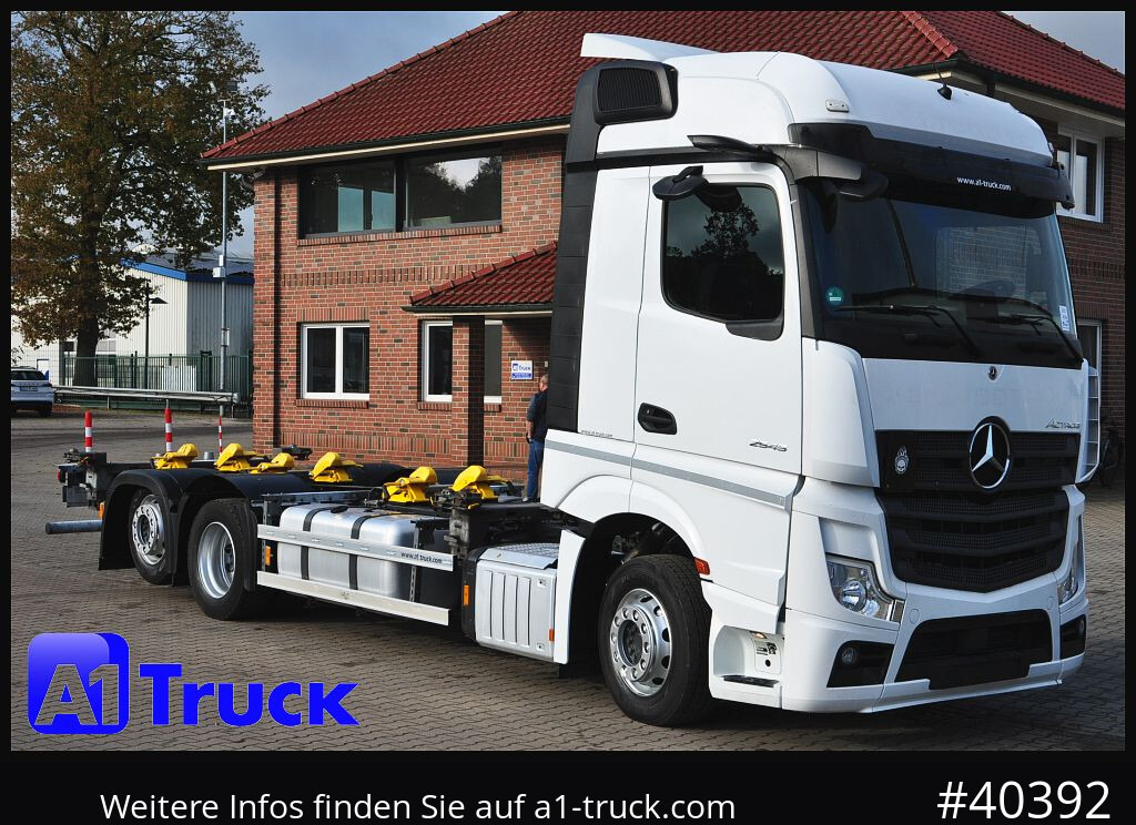 MERCEDES-BENZ 2545, BigSpace Multiwechsler  BDF 7.45-7.82, - Camión portacontenedore/ Intercambiable: foto 1 MERCEDES-BENZ 2545, BigSpace Multiwechsler  BDF 7.45-7.82, - Camión portacontenedore/ Intercambiable: foto 1