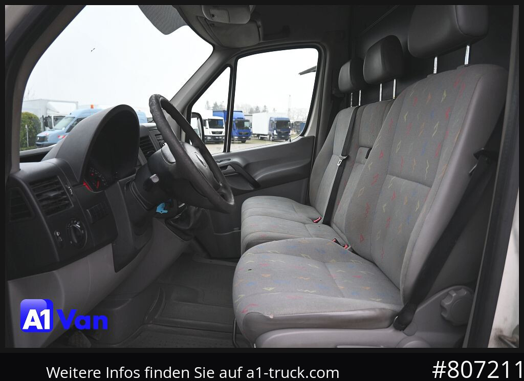 VOLKSWAGEN Crafter 35 L2H2 Kastenwagen, Klima, AHK - Furgón: foto 3 VOLKSWAGEN Crafter 35 L2H2 Kastenwagen, Klima, AHK - Furgón: foto 3