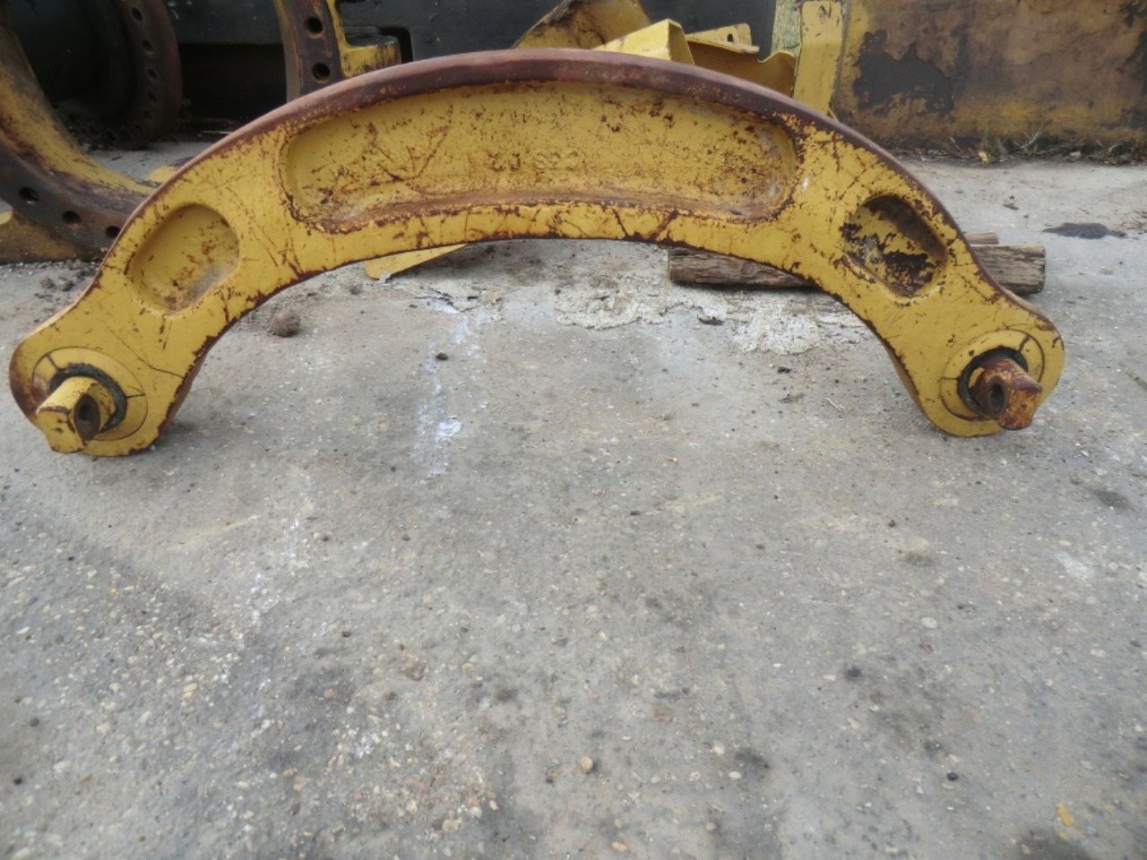 Caterpillar 735 BALESTRONE - Piezas del tren de rodaje para Maquinaria de construcción: foto 1 Caterpillar 735 BALESTRONE - Piezas del tren de rodaje para Maquinaria de construcción: foto 1