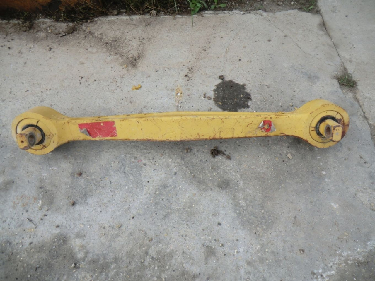 Caterpillar 735 N. 1 BARRA EQUILIBRATRICE - Piezas del tren de rodaje para Maquinaria de construcción: foto 3 Caterpillar 735 N. 1 BARRA EQUILIBRATRICE - Piezas del tren de rodaje para Maquinaria de construcción: foto 3