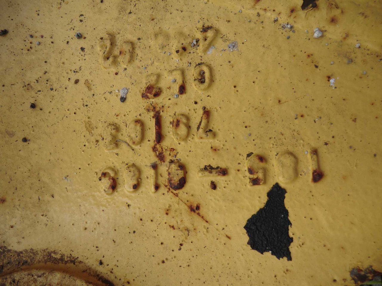 Caterpillar 735 TELAIO ANTERIORE - Bastidor/ Chasis para Maquinaria de construcción: foto 4 Caterpillar 735 TELAIO ANTERIORE - Bastidor/ Chasis para Maquinaria de construcción: foto 4